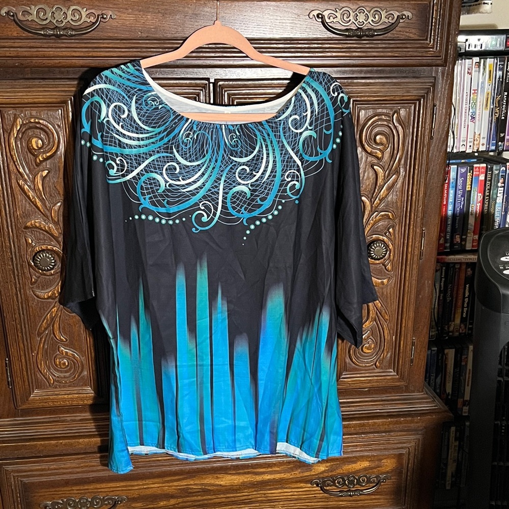 Elegant Black and Blue Women's Top